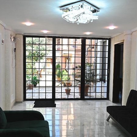 Jerusalem Hotel Kʼutʼaisi Exterior foto
